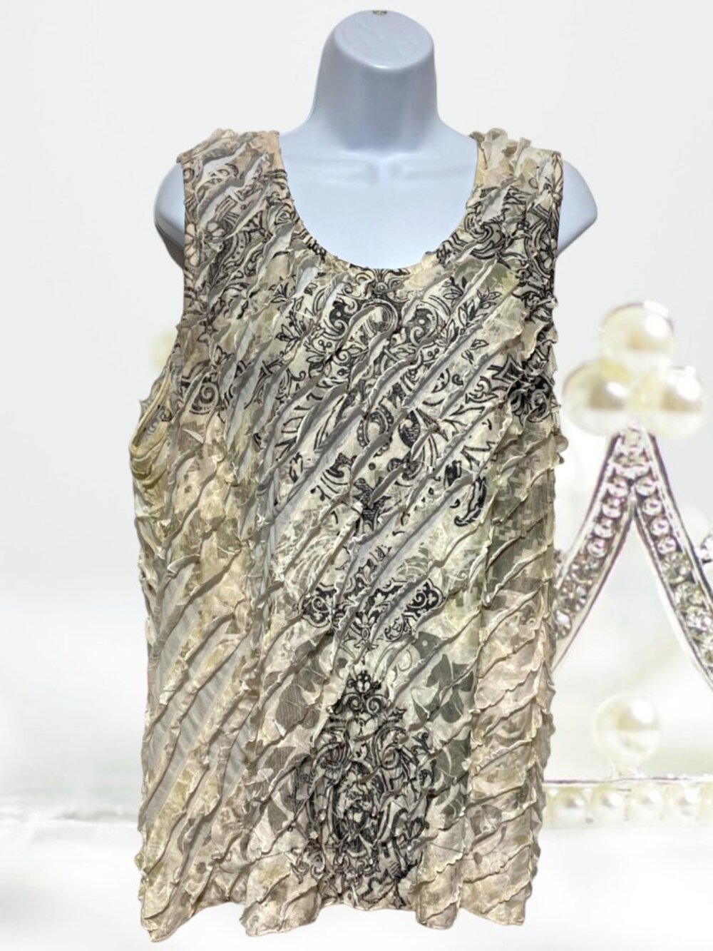 Christopher & Banks-Women's XL Pullover Sleeveless Top Multi-Color Light Weight